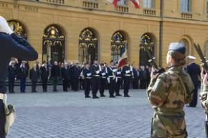 Cérémonie officielle par l'armée du Grand-Est, Place d'Armes de Metz 
